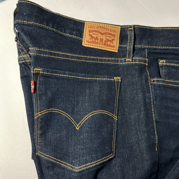 Levi’s Women’s 311 Shaping Skinny Jean - Picture 15 of 16